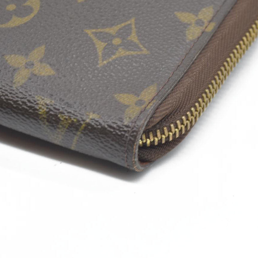 $1060 Louis Vuitton Monogram Zippy Organizer Wallet