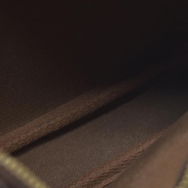 AUCTION  $1050 Louis Vuitton Monogram Mini Pochette Accessories SP2158