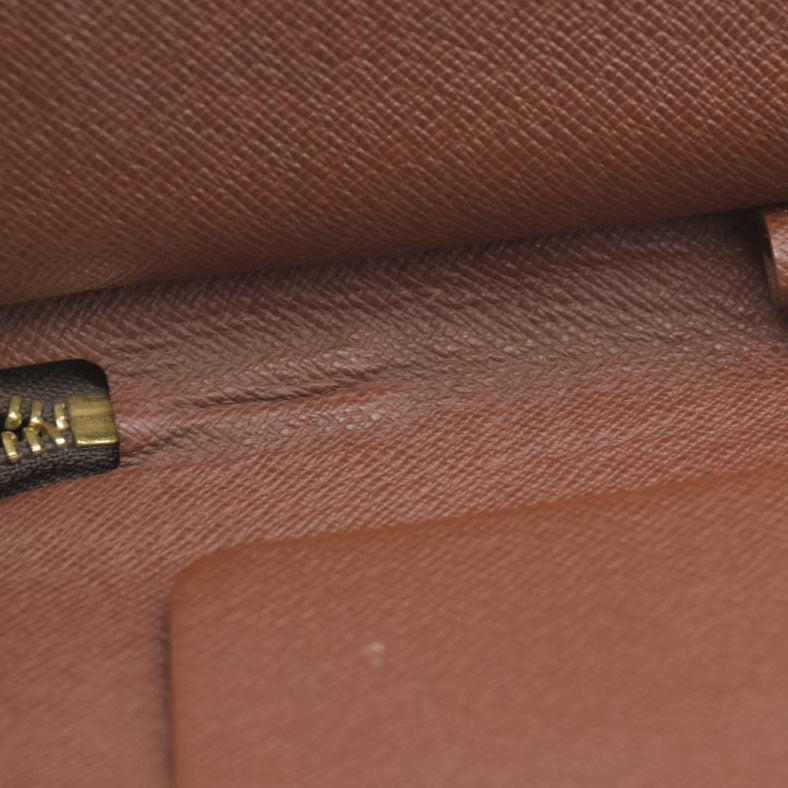 $1060 Louis Vuitton Monogram Zippy Organizer Wallet