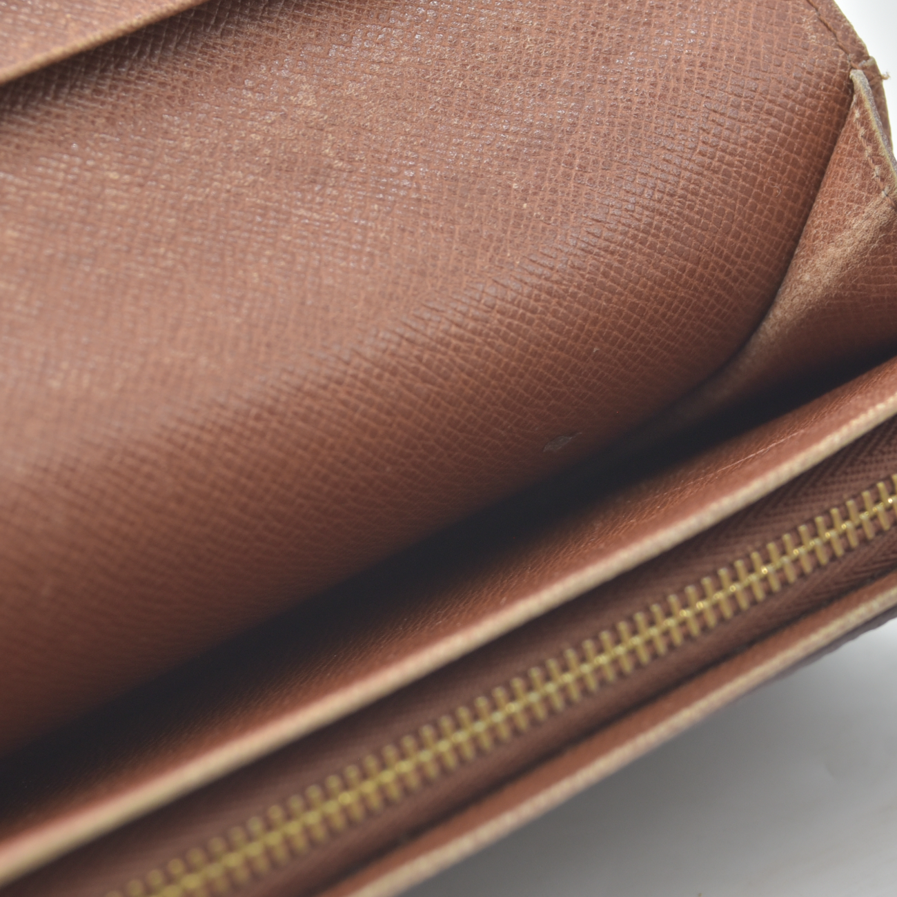 $560 1996 Louis Vuitton Monogram Porte-Monnaie Tresor Wallet  MI0916