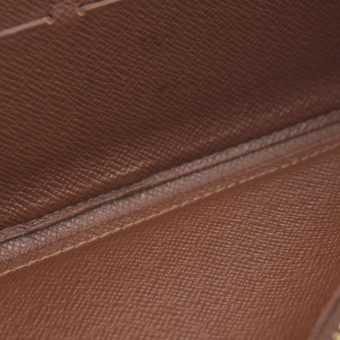 $1060 Louis Vuitton Monogram Zippy Organizer Wallet