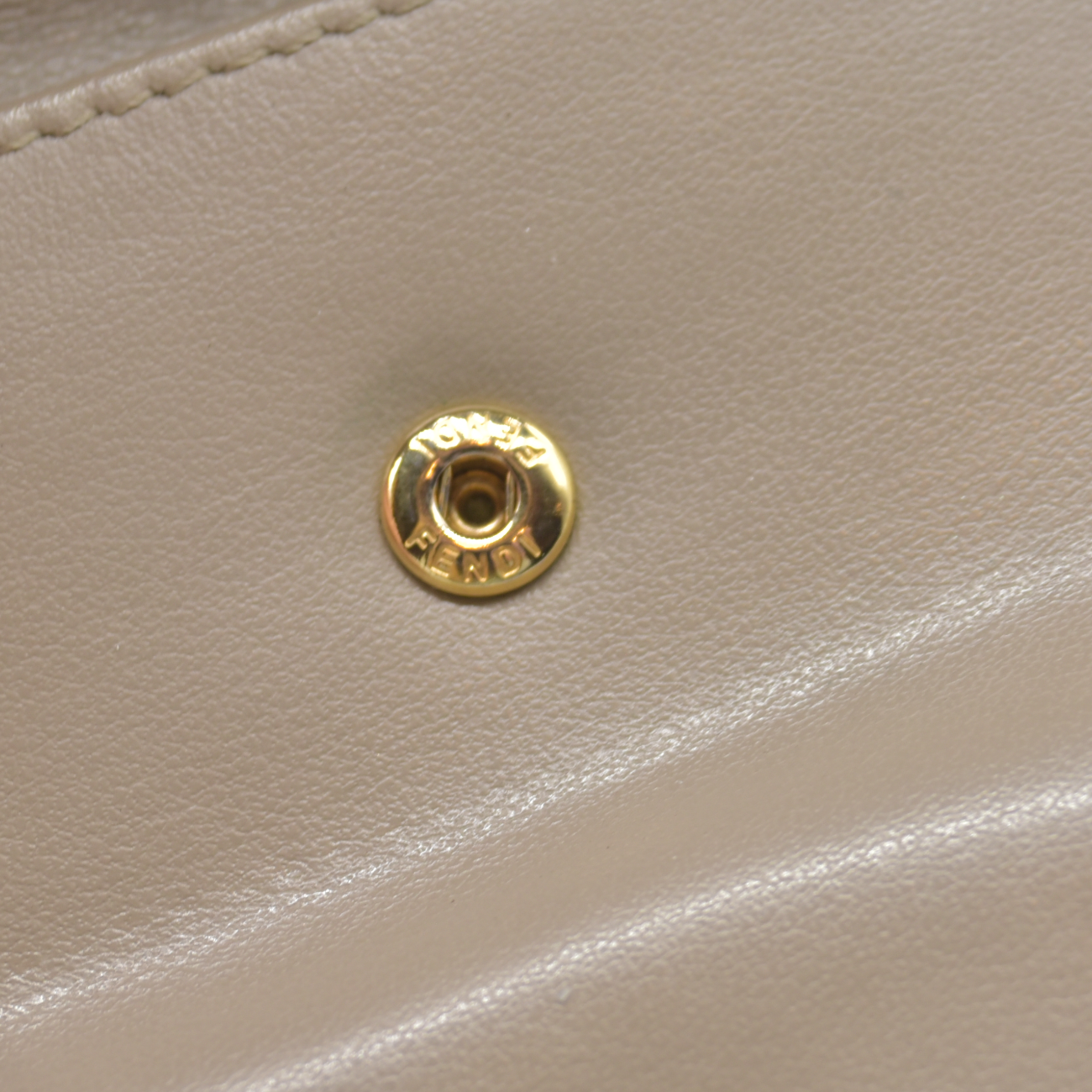 $510 FENDI By The Way Leather Compact Wallet Pink