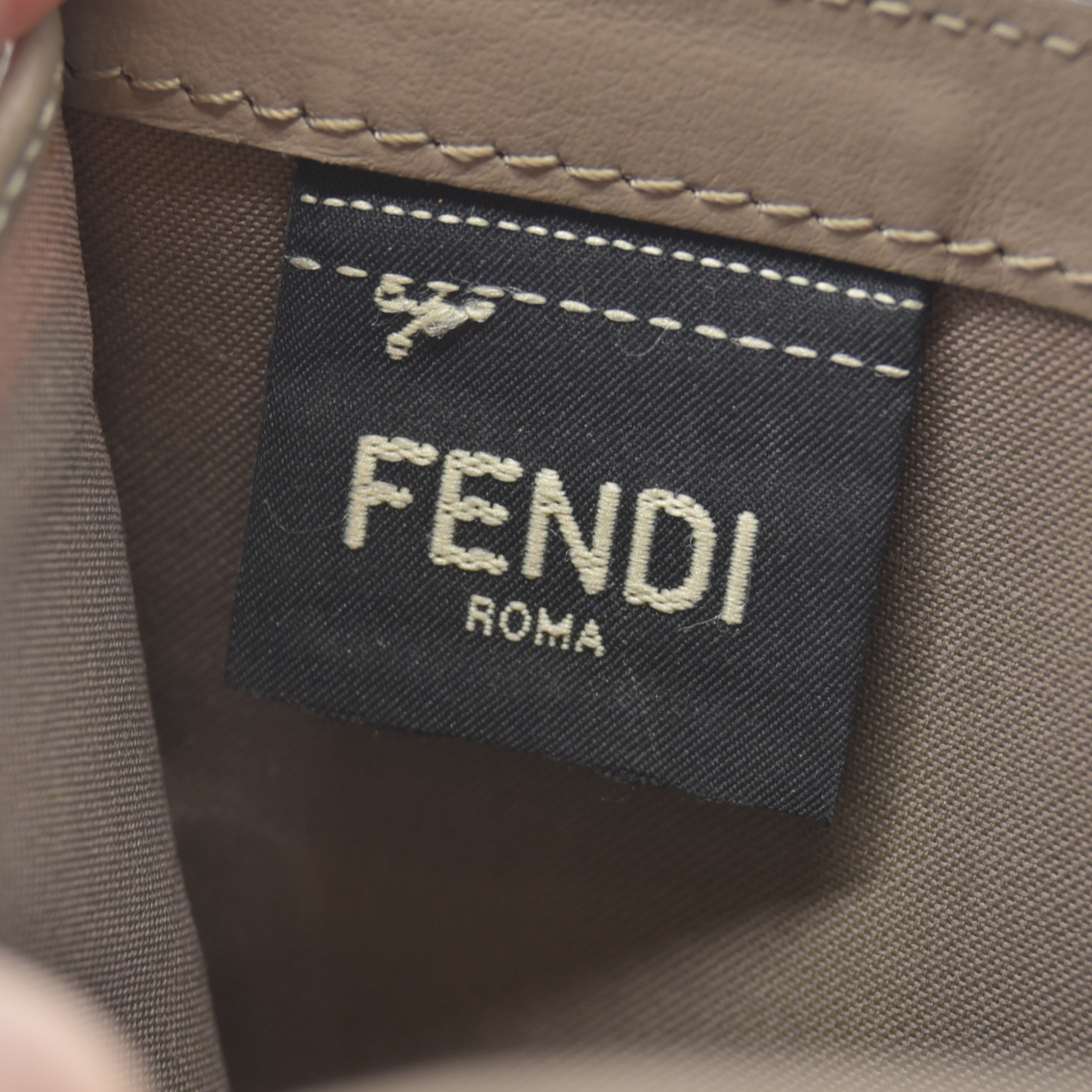 $510 FENDI By The Way Leather Compact Wallet Pink