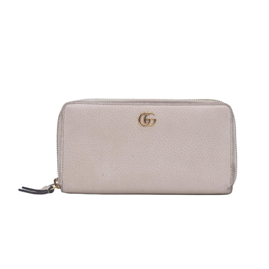$660 2005 Gucci Cream GG Marmont zip around wallet 10021060