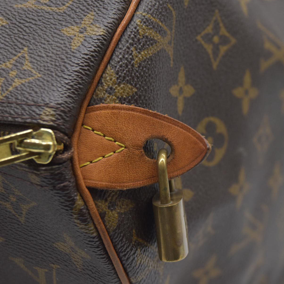 $1700 Louis Vuitton Monogram Speedy 35 TH0034