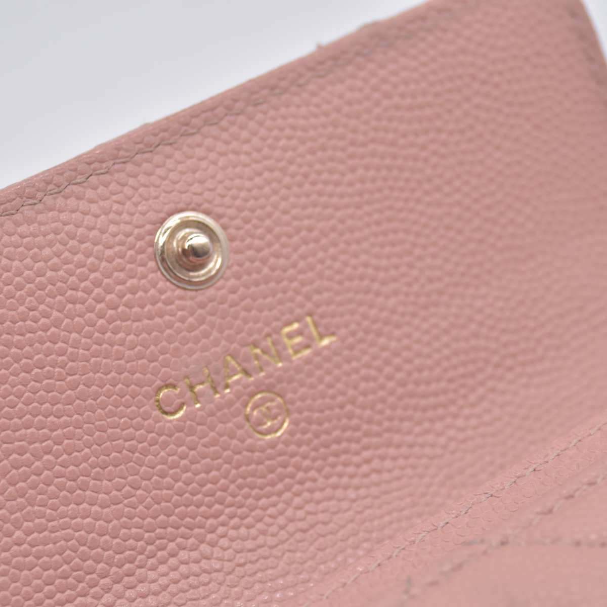 $1075 2023 Chanel Quilted CC Flap Card Holder Interlocking CC Logo Trifold Wallet 10017038