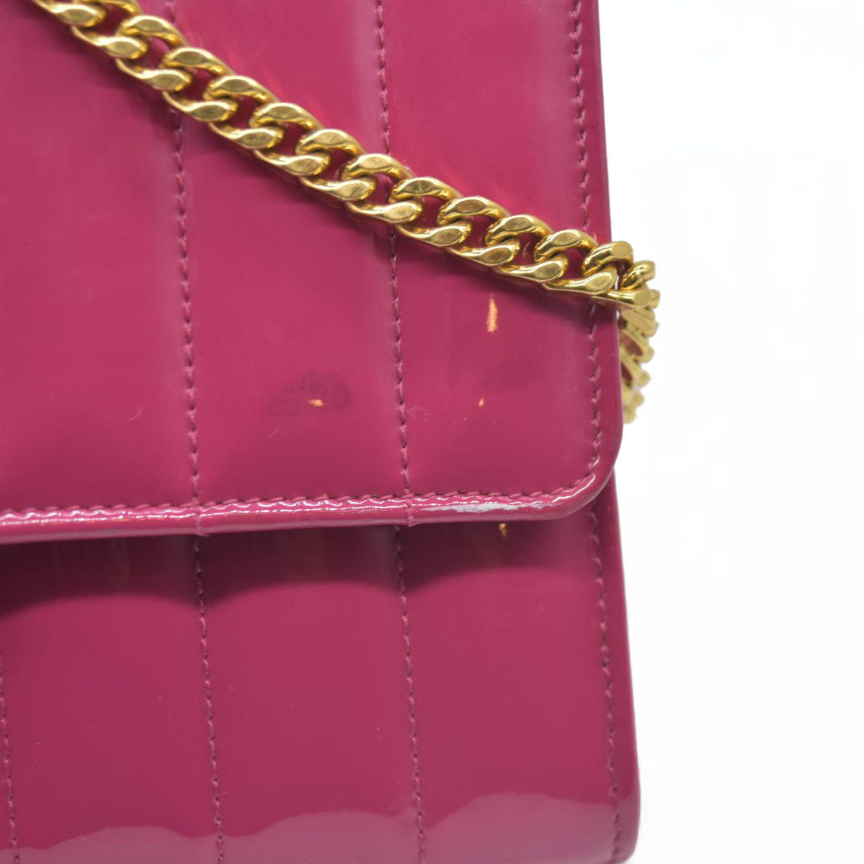 $1750 Saint Laurent Patent Leather Matelasse Monogram Vicky Chain Wallet  Pink