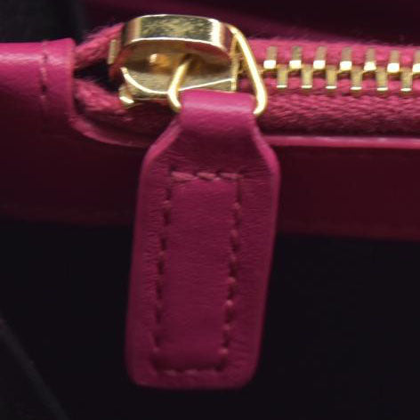 $1750 Saint Laurent Patent Leather Matelasse Monogram Vicky Chain Wallet  Pink