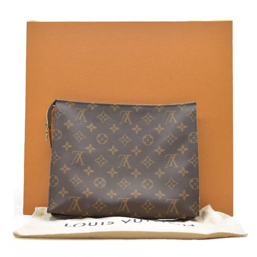 $1290 Louis Vuitton Monogram Toiletry 26 2020