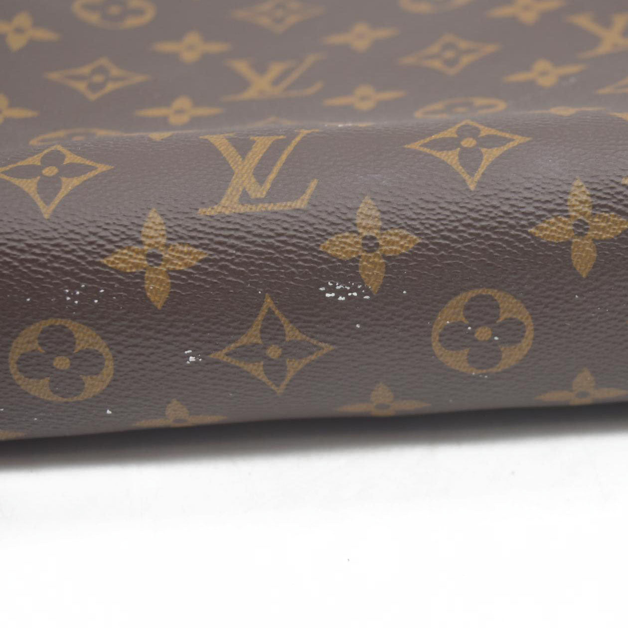 $1290 Louis Vuitton Monogram Toiletry 26 2020