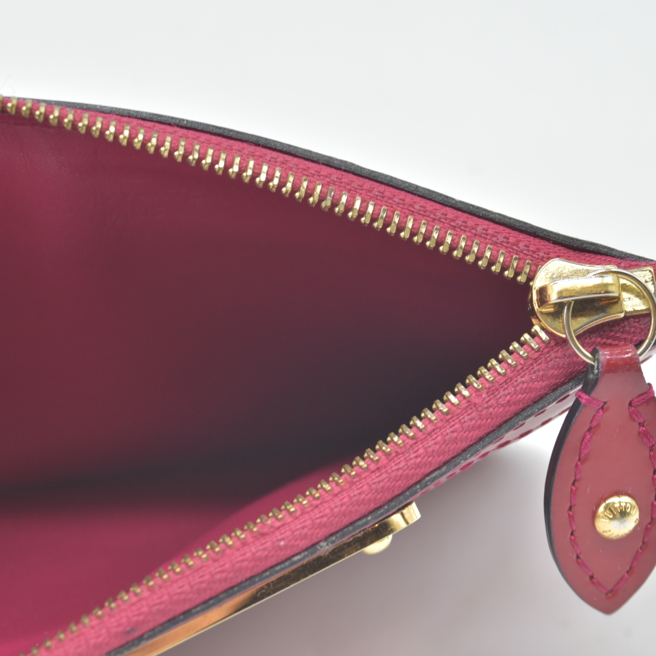 $430 2012 LOUIS VUITTON Monogram Vernis Key Pouch Wallet CA4162