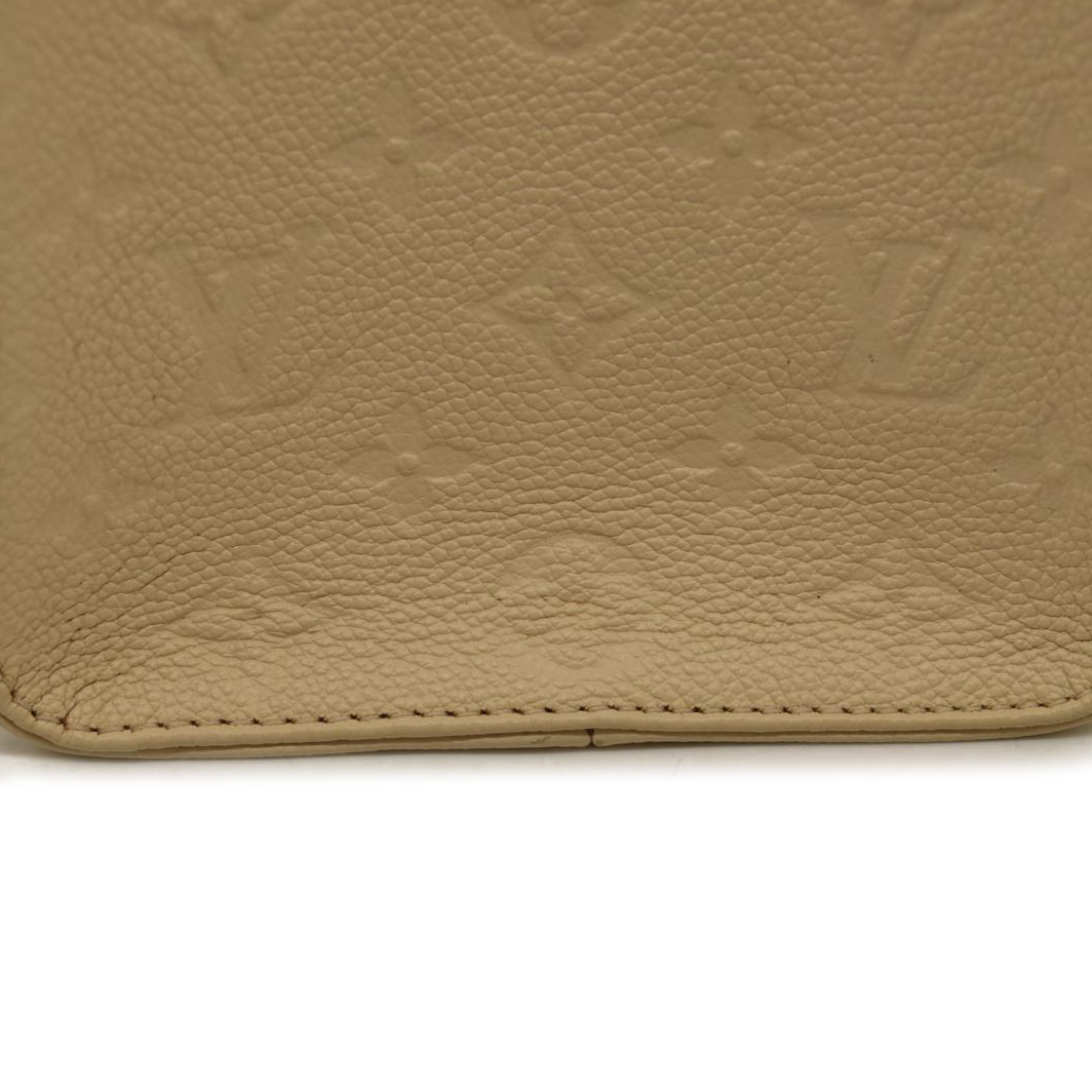 LOUIS VUITTON Empreinte Monogram Giant Onthego MM Creme