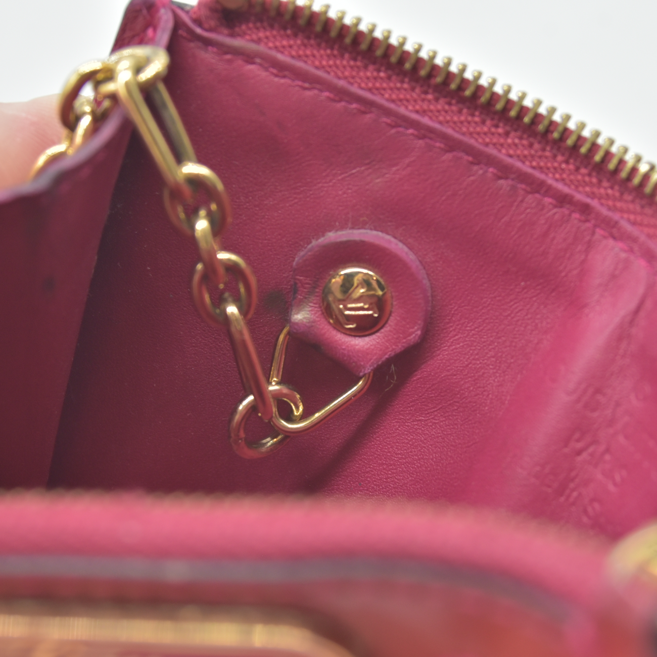 $430 2012 LOUIS VUITTON Monogram Vernis Key Pouch Wallet CA4162