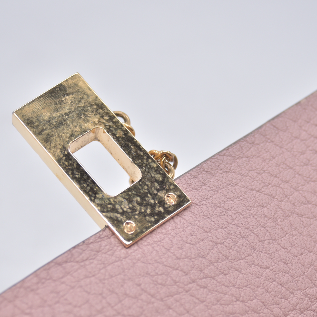 $605 2015 Chloe Long Drew Zip Around Flap Wallet Pink