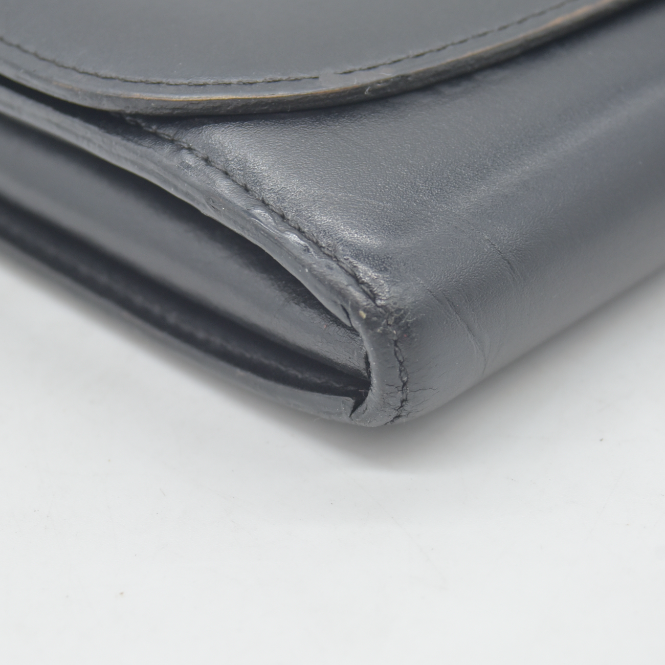 $2400 2013 Louis Vuitton Box Calfskin Vivienne LV Long Wallet Black TN2153