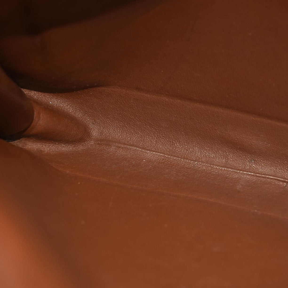 Louis Vuitton  Monogram Toiletry Pouch 26 865AN