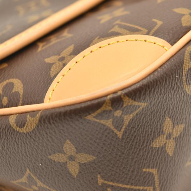 LOUIS VUITTON Monogram Diane Black