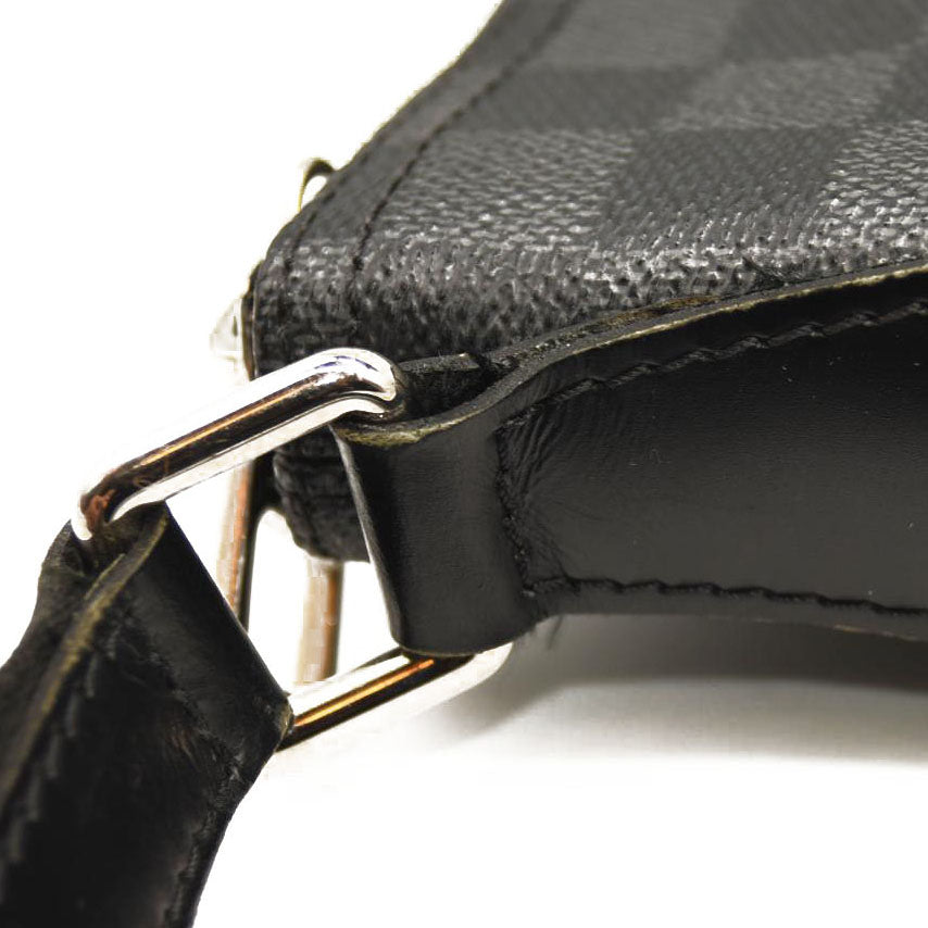 LOUIS VUITTON Damier Graphite Mick PM