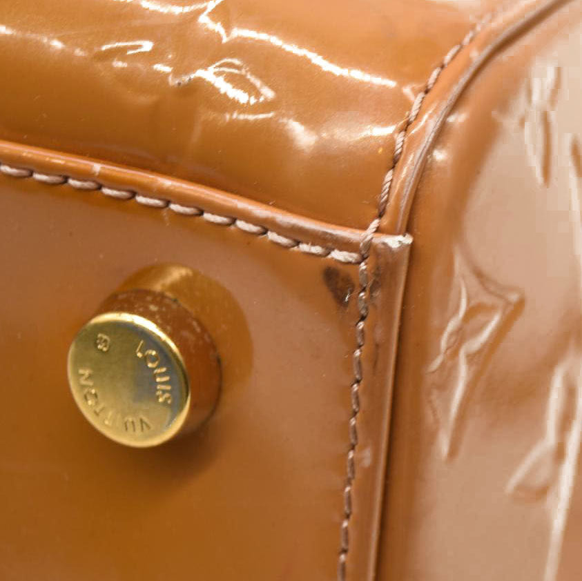 Louis Vuitton Vernis Brea GM Beige Poudre DR2169