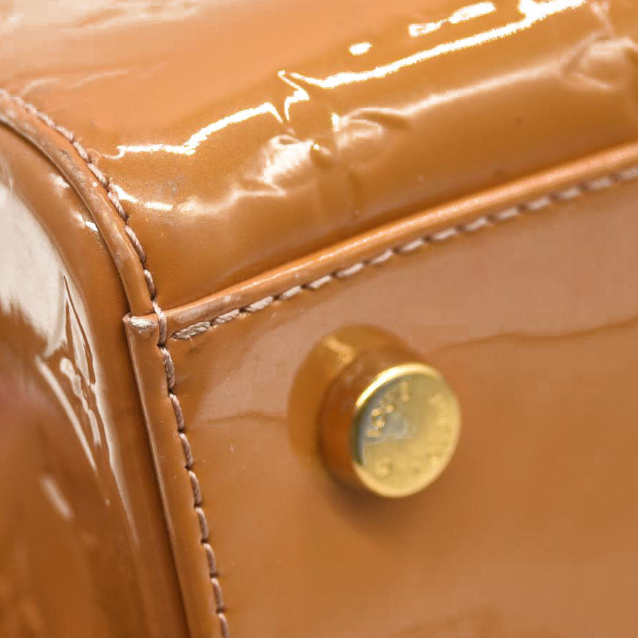 Louis Vuitton Vernis Brea GM Beige Poudre DR2169