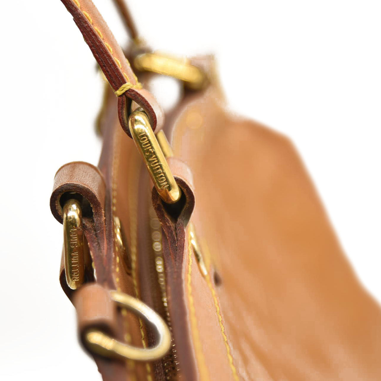 Louis Vuitton Vernis Brea GM Beige Poudre DR2169