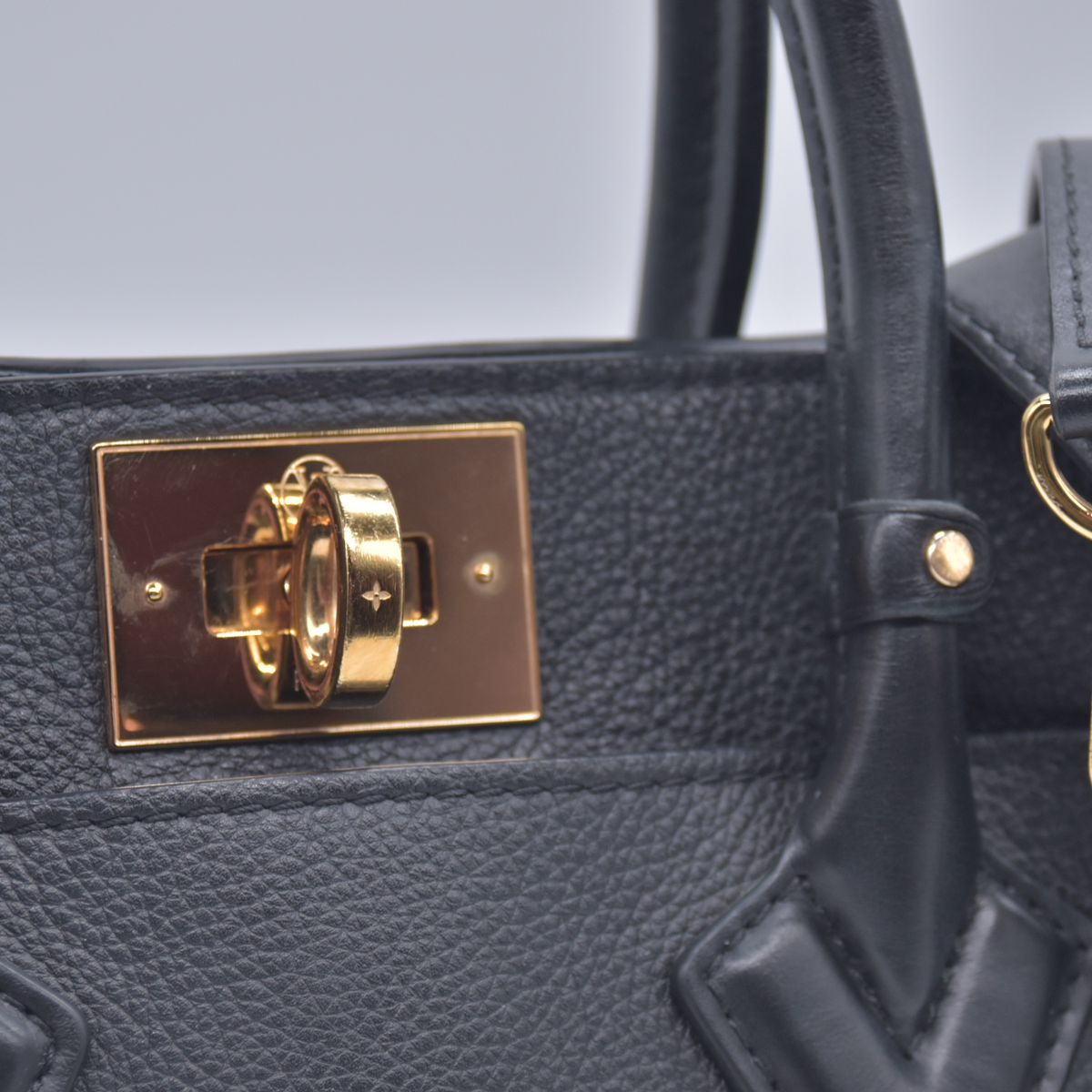 $4700 RFID Louis Vuitton Monogram On My Side PM Shoulder Bag 10021057