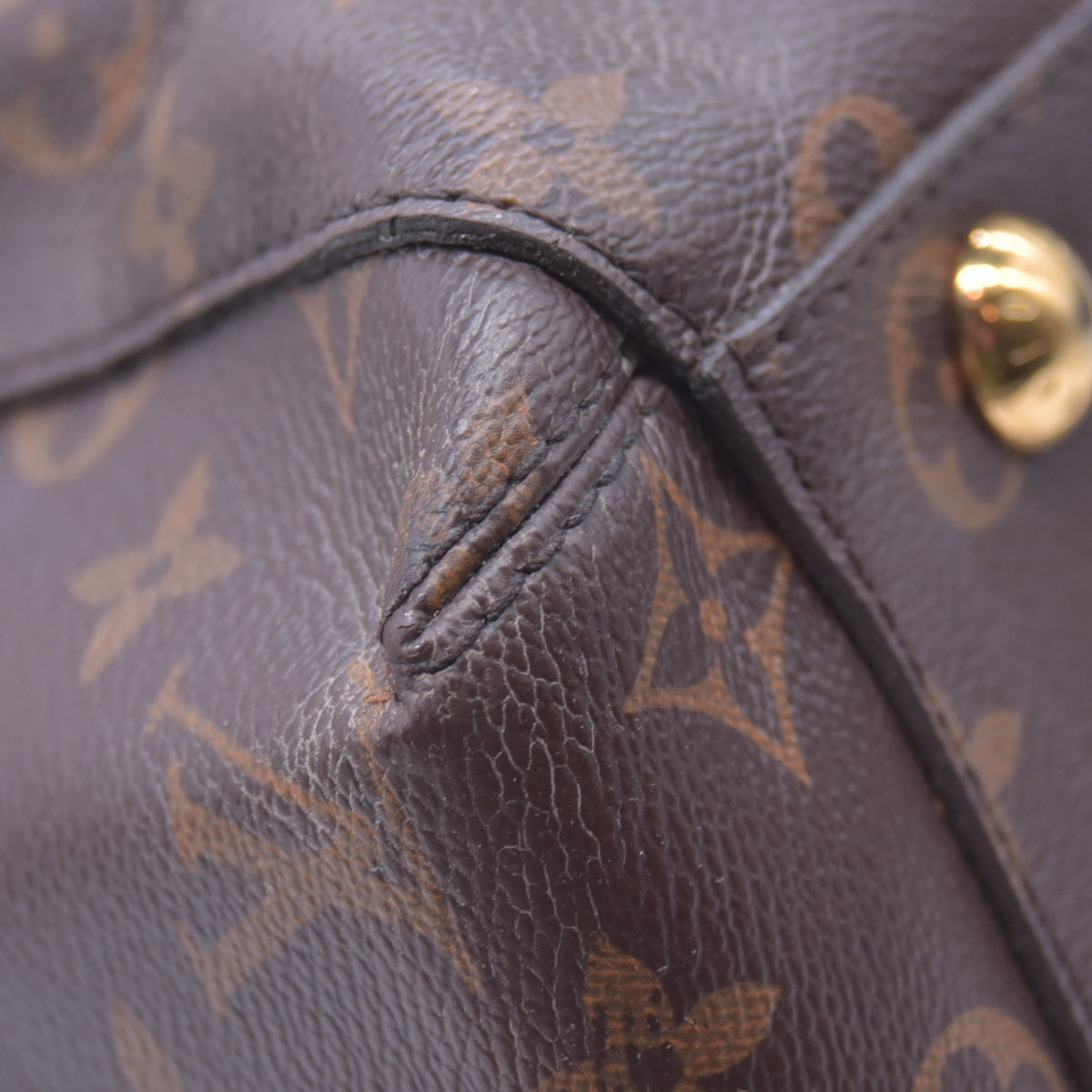 $2910 2015 Louis Vuitton Monogram Montaigne MM CA3115