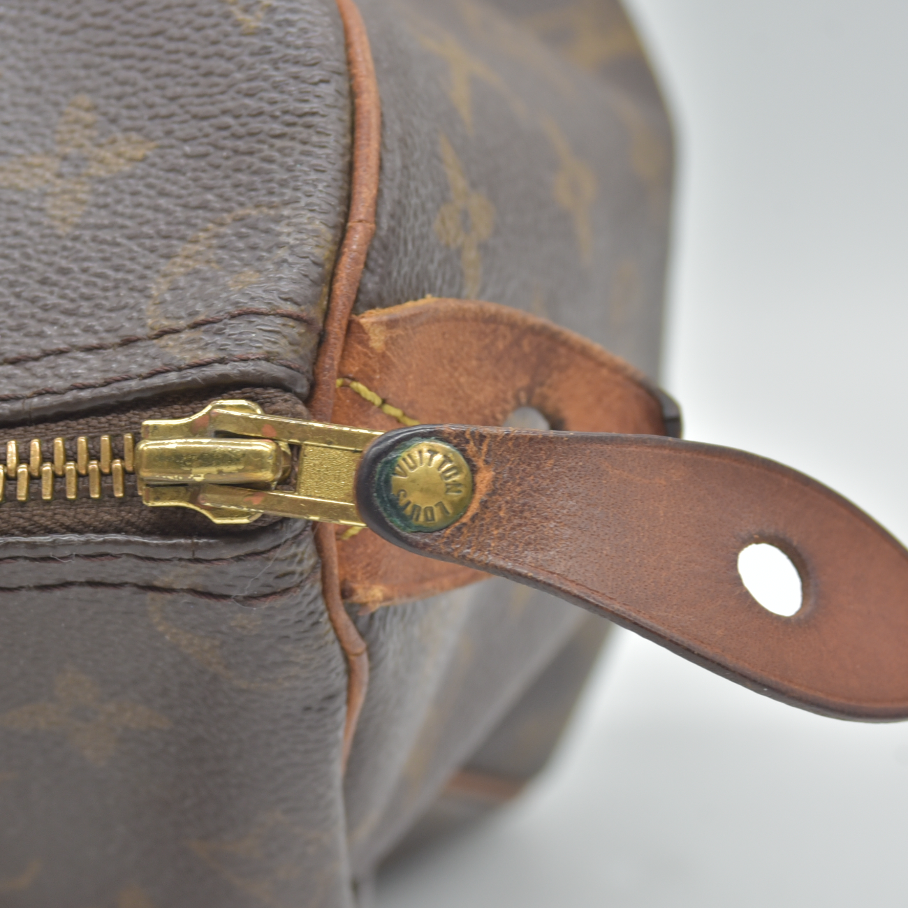 $1490 1994 Louis Vuitton Monogram Speedy 25 SP0974