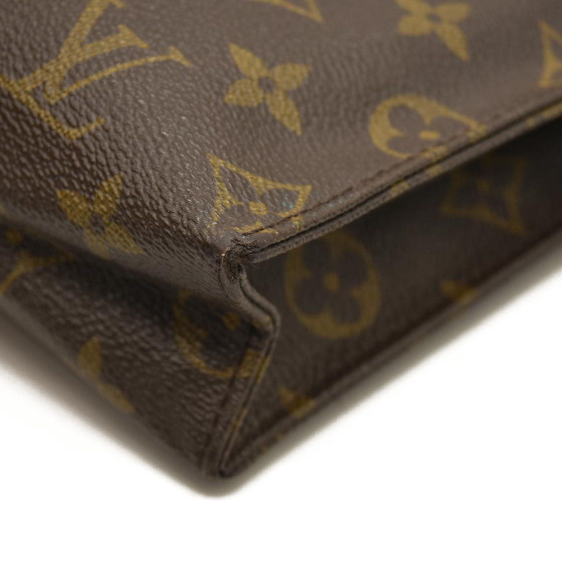 Louis Vuitton  Monogram Toiletry Pouch 26 TH0920