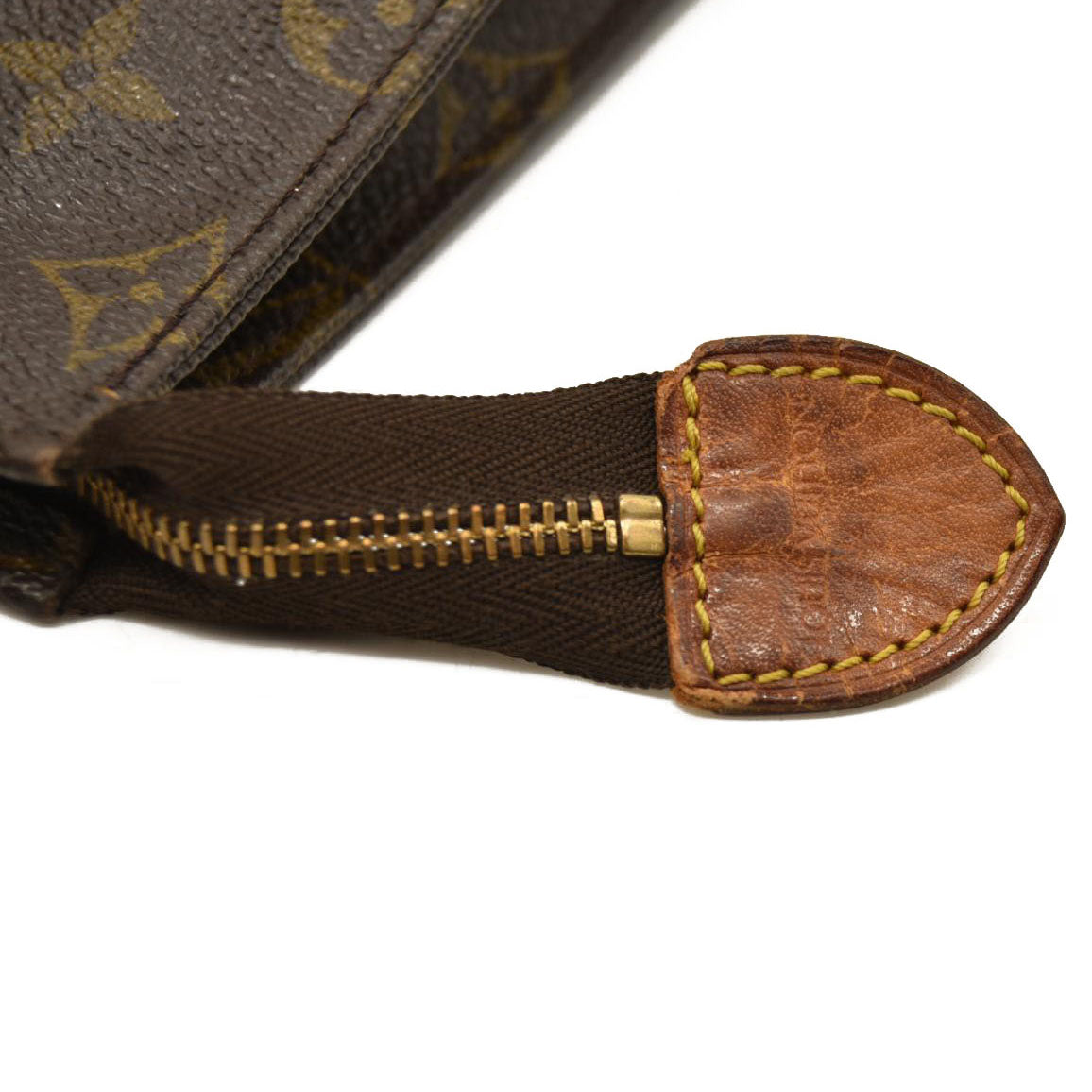 Louis Vuitton  Monogram Toiletry Pouch 26 TH0920