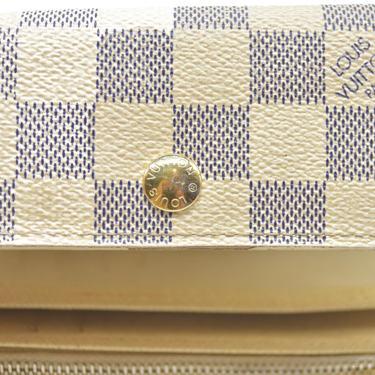 $610 Louis Vuitton Damier Azur Alexandra Trifold Wallet CA3008