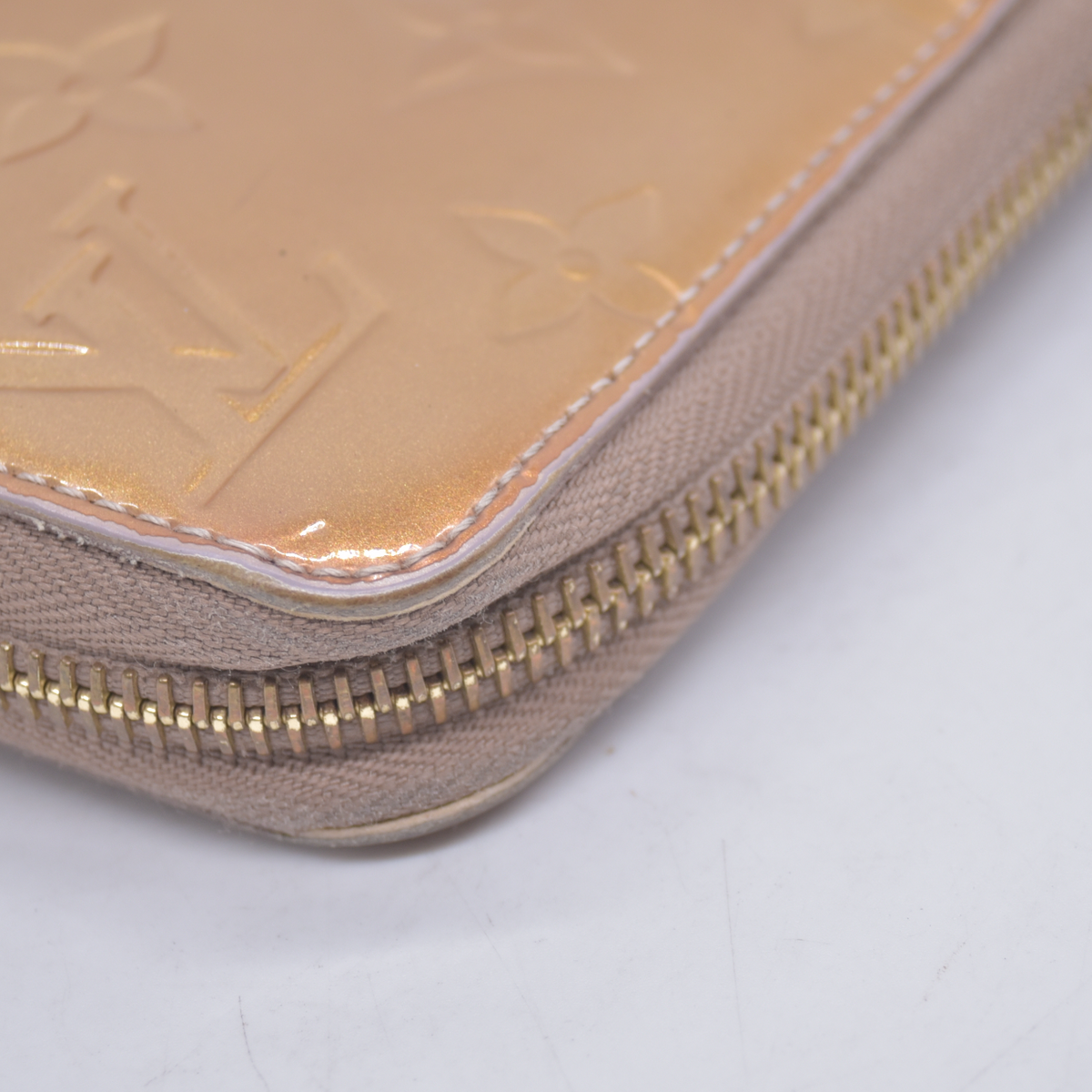 $970 2012 Louis Vuitton Monogram Vernis Zippy Zip Around Long Wallet CA2152 10021027
