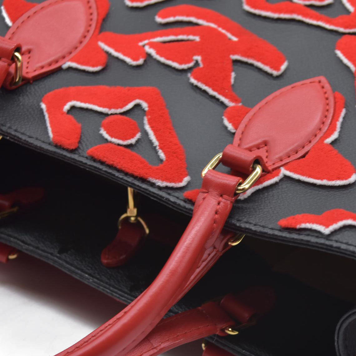 $3850 $3850 Louis Vuitton x Urs Fischer On the Go GM