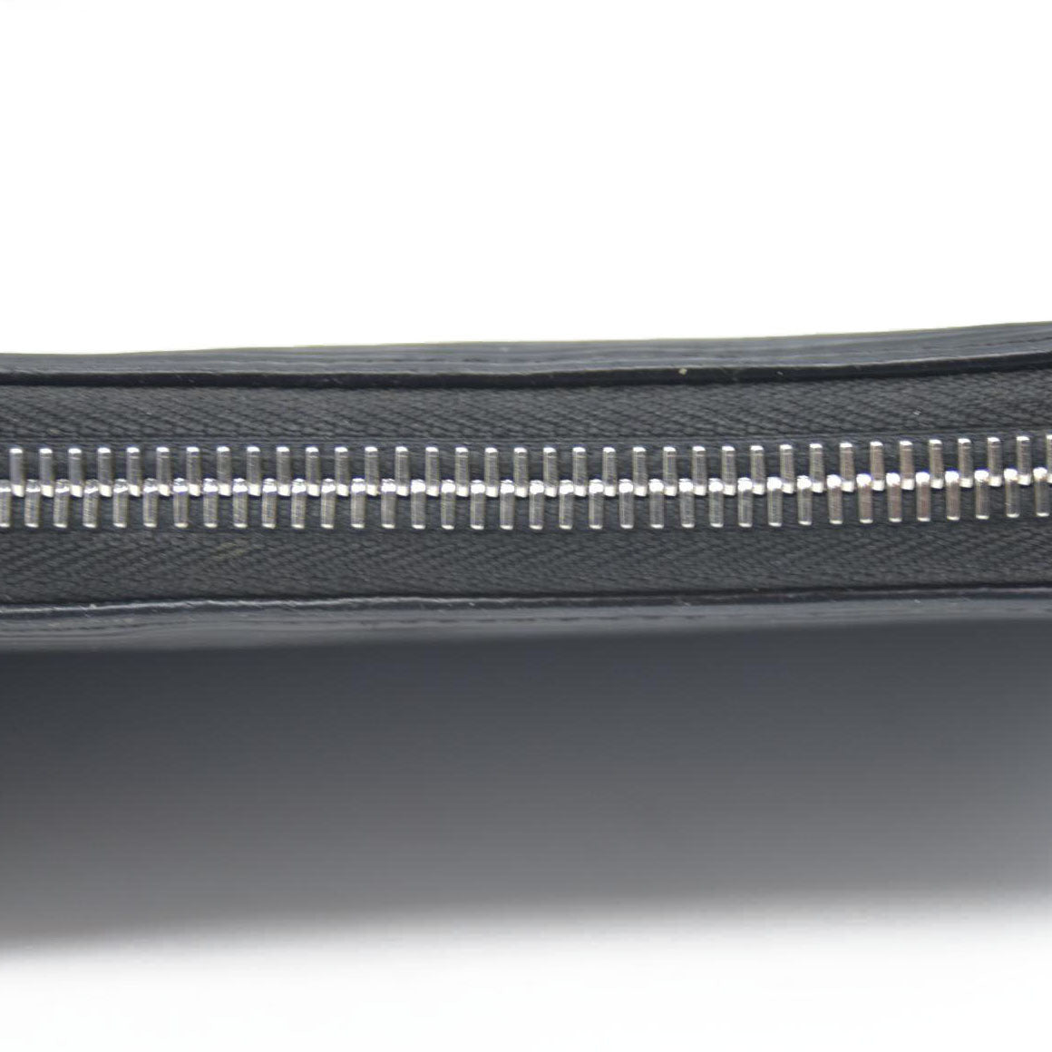Louis Vuitton Epi Portefeiulle Clemence Zip Around Long Wallet Black UB2280