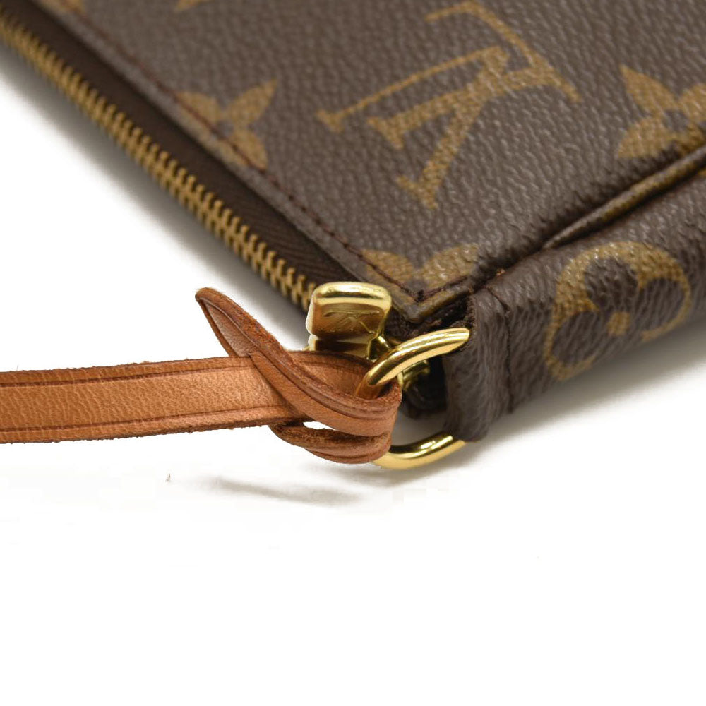 Louis Vuitton  Monogram Pochette Accessories VI0010