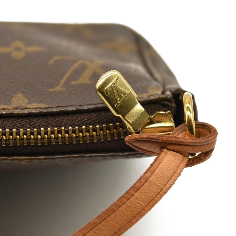 Louis Vuitton  Monogram Pochette Accessories VI0010