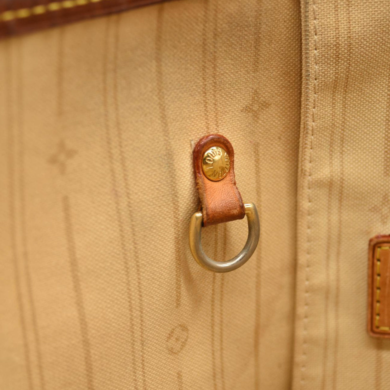 USED 2011 LOUIS VUITTON Damier Azur Neverfull MM Tote SA1111