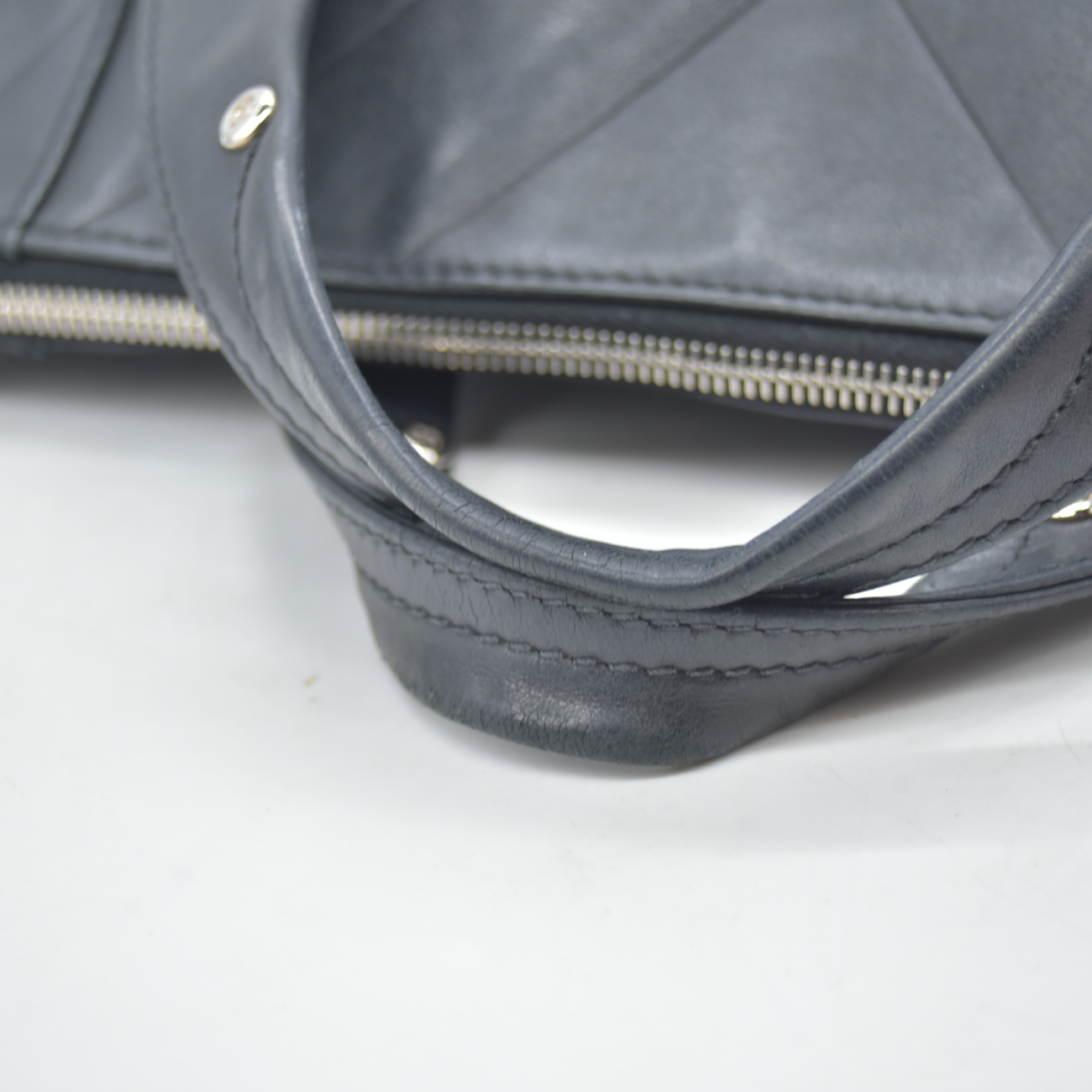 $3500 2006 Chanel Calfskin Chevron CC All Day Long Tote Black