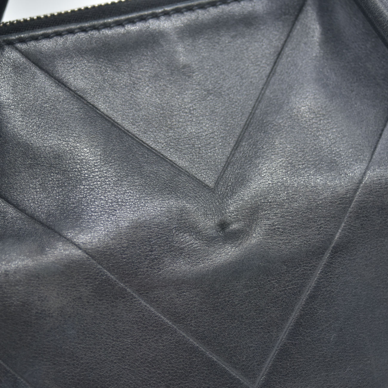 $3500 2006 Chanel Calfskin Chevron CC All Day Long Tote Black