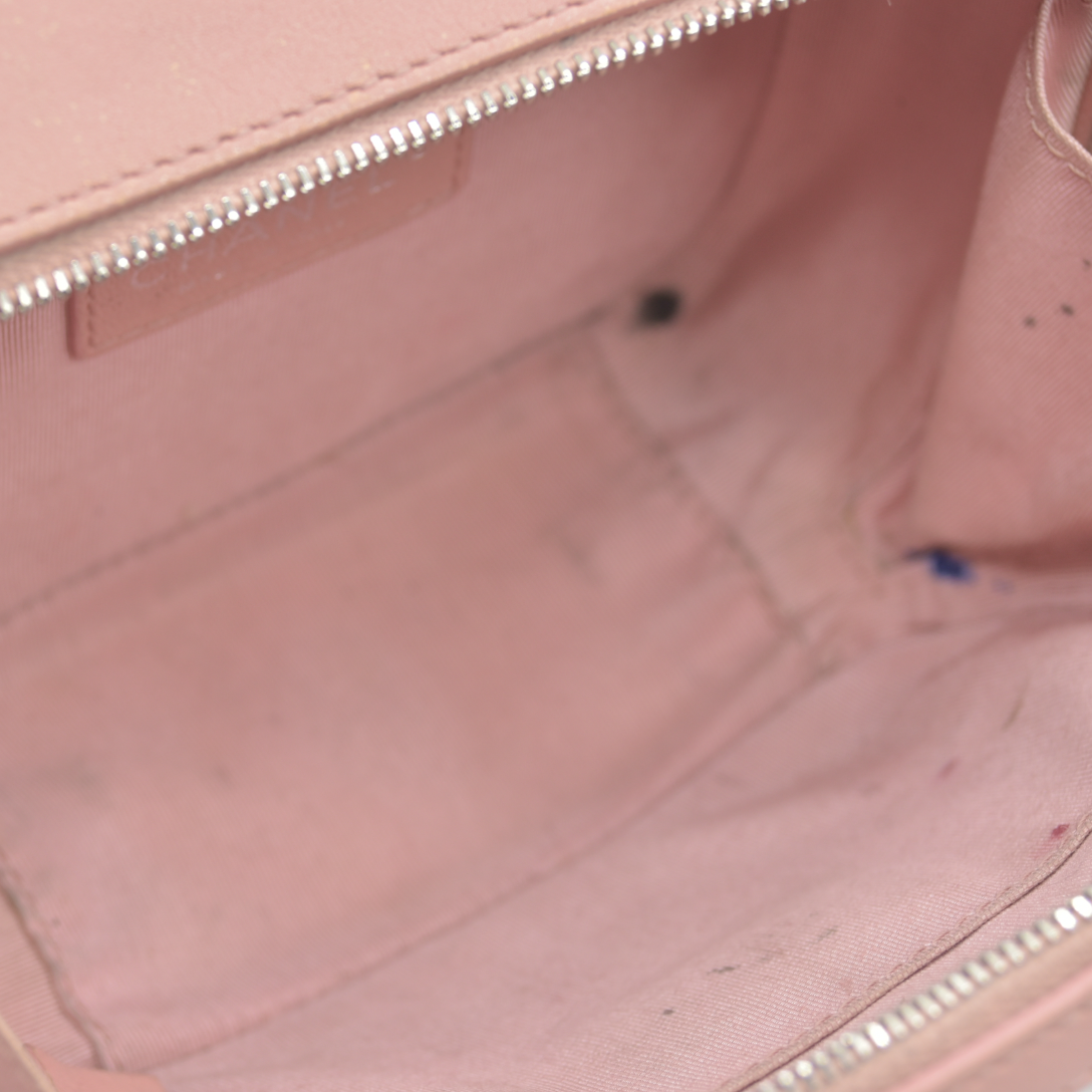 $4200 Chanel Lambskin Quilted Mini CC Box Camera Bag Pink