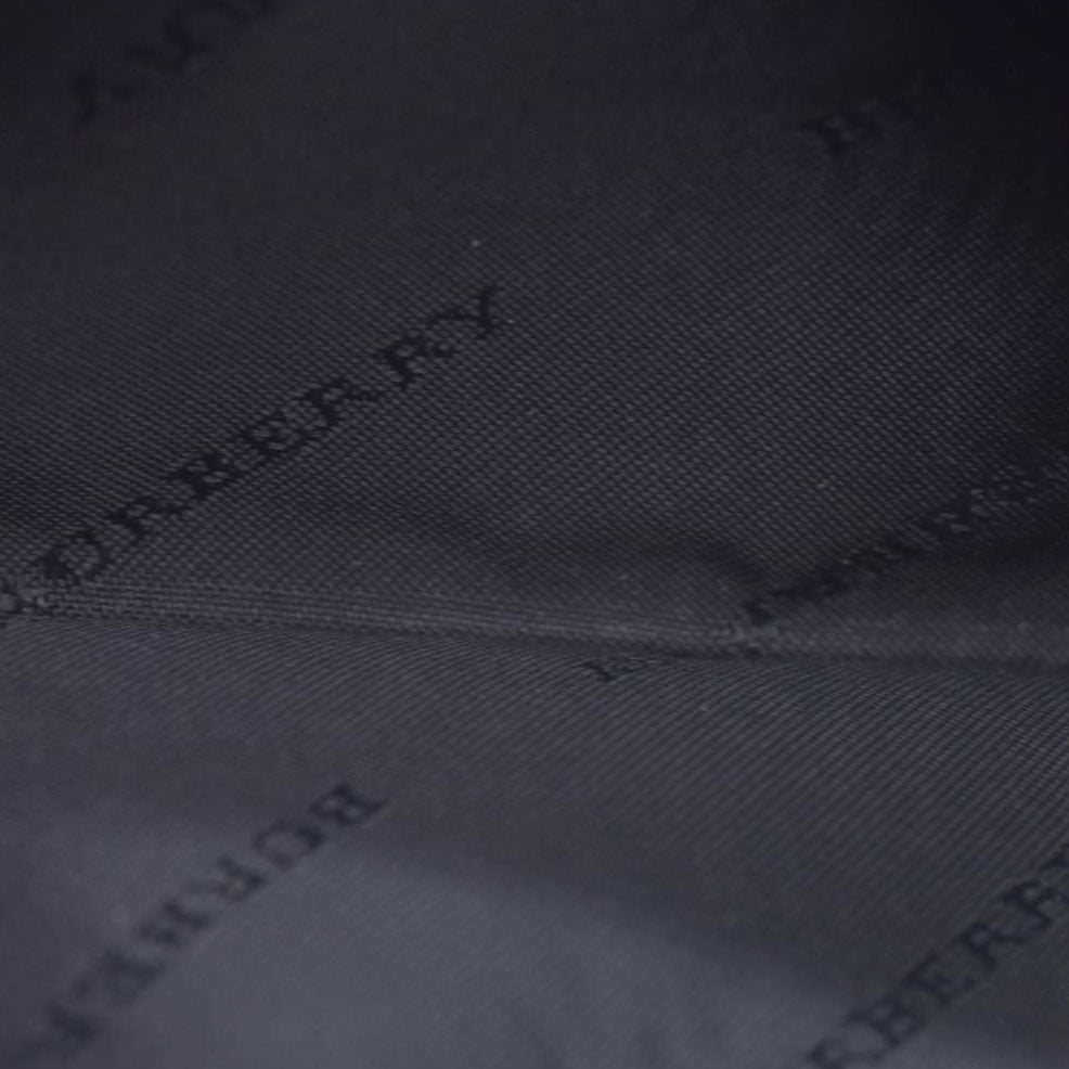 Burberry Canvas Clutch CONSIGNMENT 10021047
