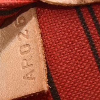 LOUIS VUITTON Monogram Neverfull MM AR206