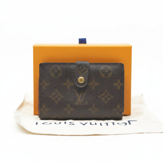 $750 Louis Vuitton Vintage 2001 Viennois Wallet