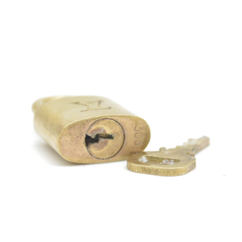 Auction Louis Vuitton Gold Lock #306