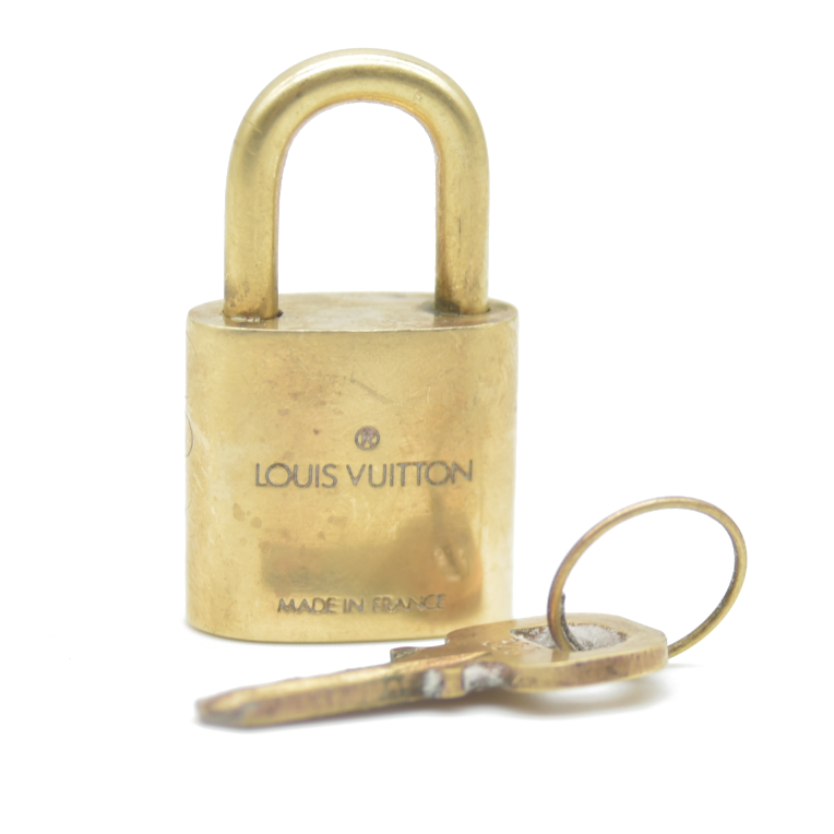 Auction Louis Vuitton Gold Lock #320