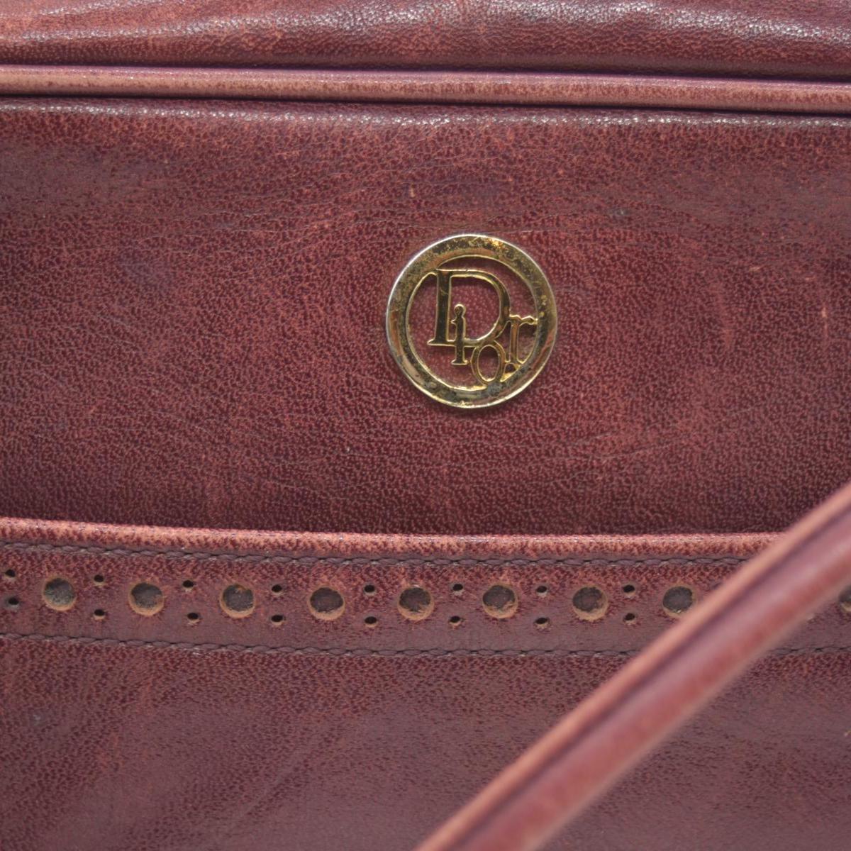 $1250 Christian Dior Vintage Smooth Leather Brogue Round Logo Camera Bag Burgundy CONSIGNMENT
