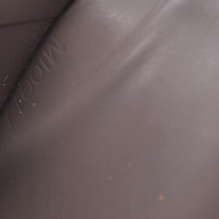 $795 Louis Vuitton Beige Epi Clutch  CONSIGNMENT MI1012 10021049