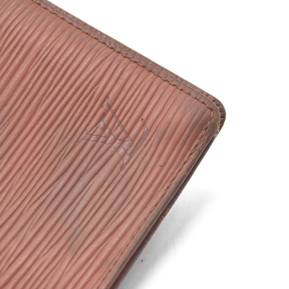 $605 Louis Vuitton Epi Checkbook Cover Brown CA0945 2005