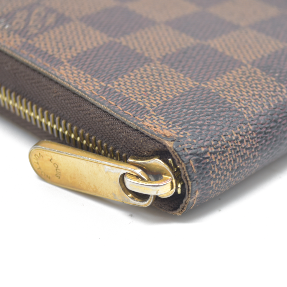 AUCTION $915 Louis Vuitton Damier Ebene Zippy Wallet CA2140 2010
