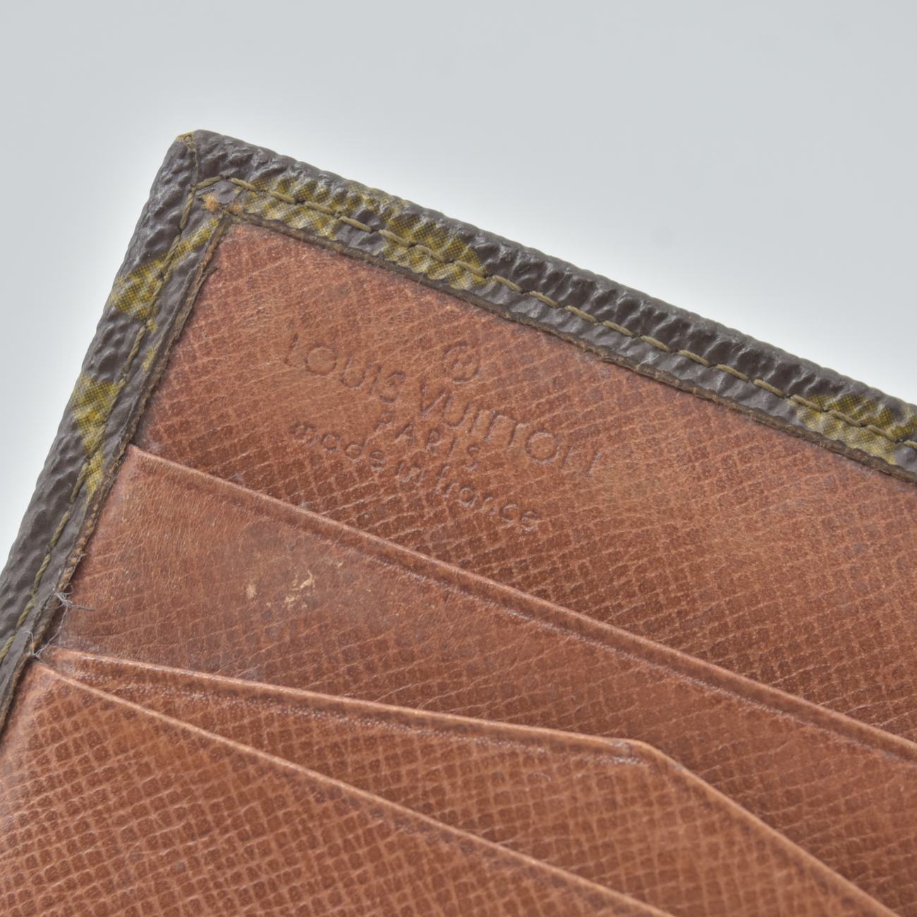 $630 1988 Louis Vuitton Monogram Elise Compact Wallet 884AN
